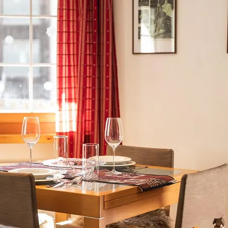 Charming Alpin Violett