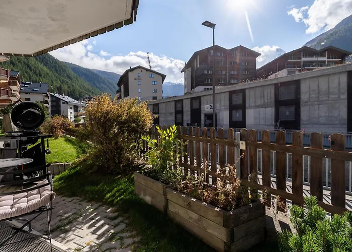 Charming Alpin Violett Appartement *