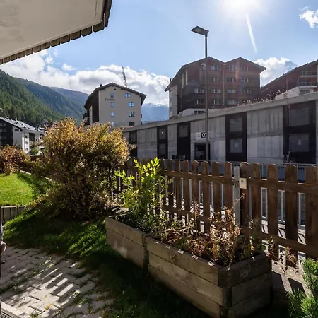 Charming Alpin Violett Apartament *
