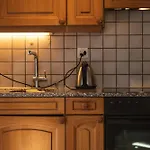 Charming Alpin Violett Apartment Zermatt